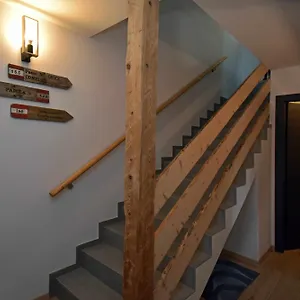 Legno Vecchiopadoladolomitirustic & Modern Padola